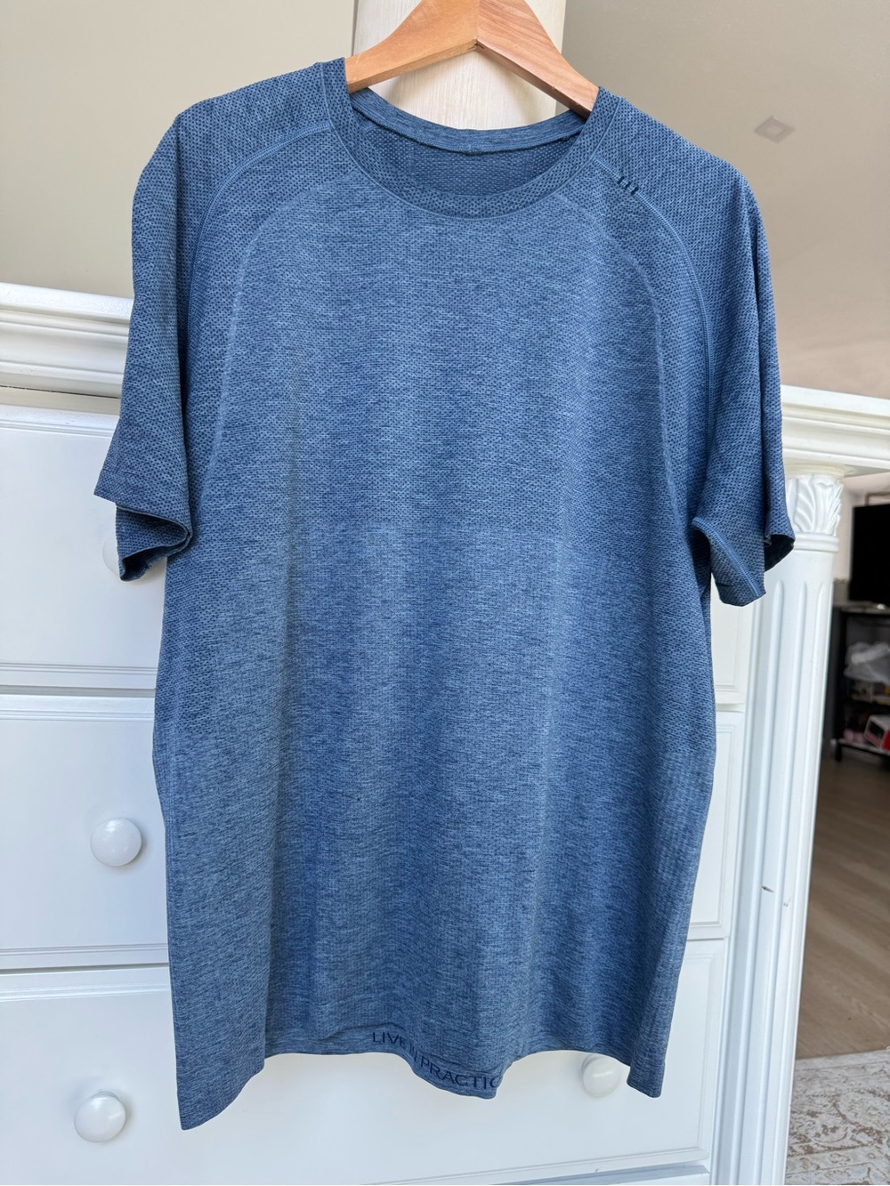 Lululemon Metal Vent Tech Short Sleeve Training Shirt Men’s XL Blue